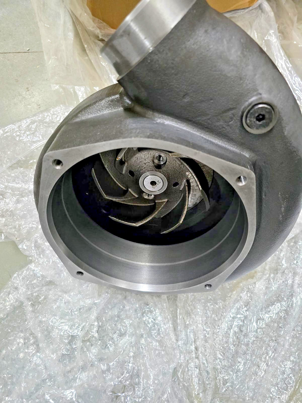 OEM Quality Water Pump for Cummins KT38 3050443 4089301 3647029 3635807 3643967