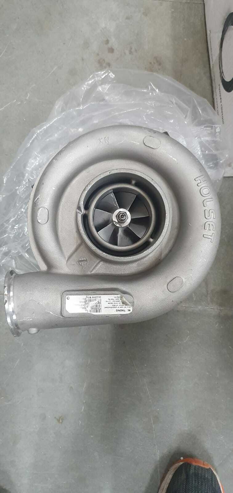 Cummins Turbocharger for M11; P/N: 3590045, 3590044