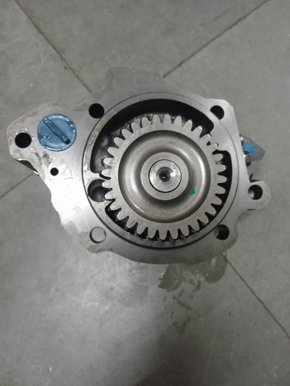 Cummins OE Quality N14 Oil Pump; Part Number: 3803698