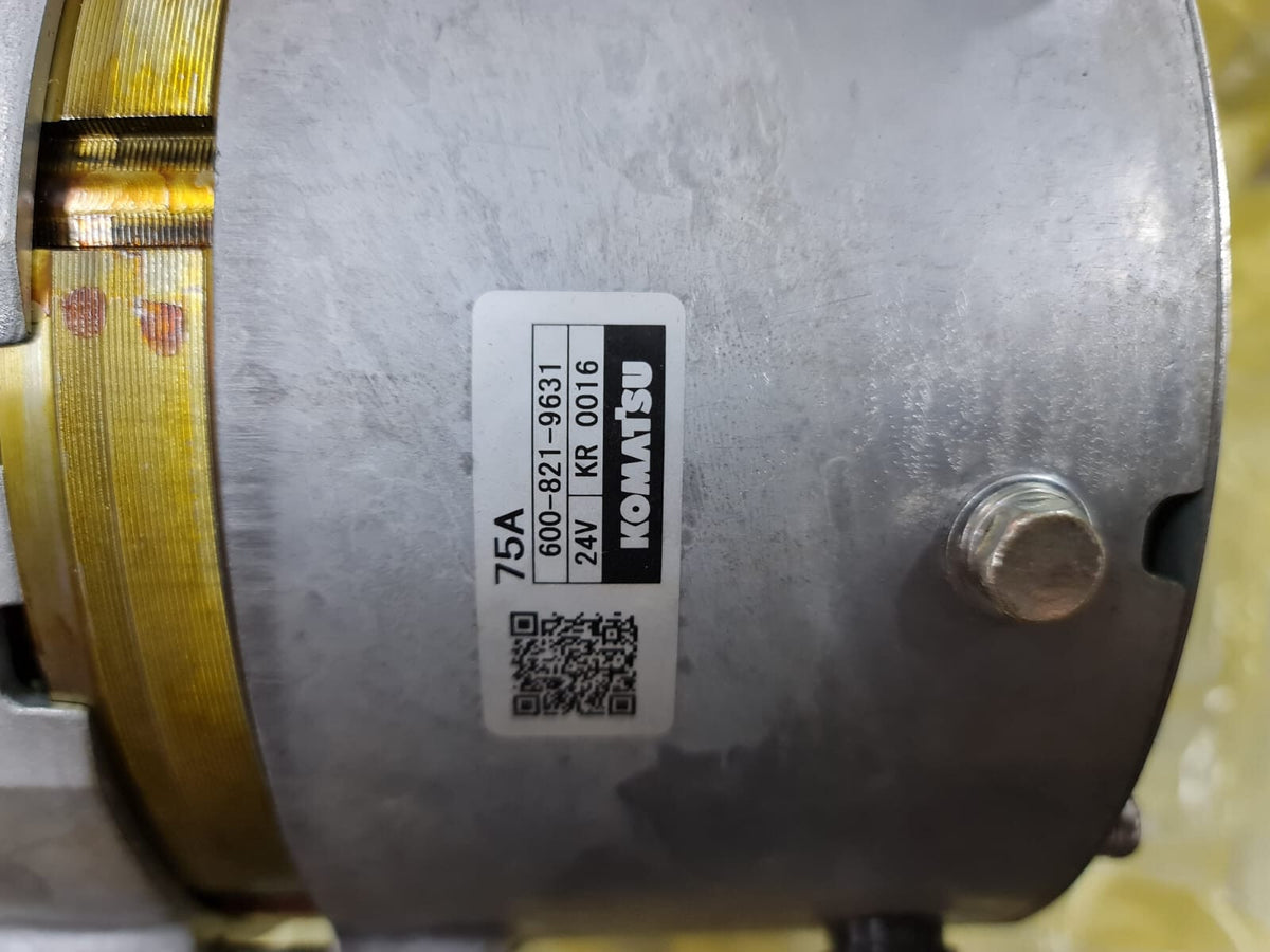 Cummins Komatsu Alternator; P/N: 4096532/4095663; Komatsu NO. 600-821-9631