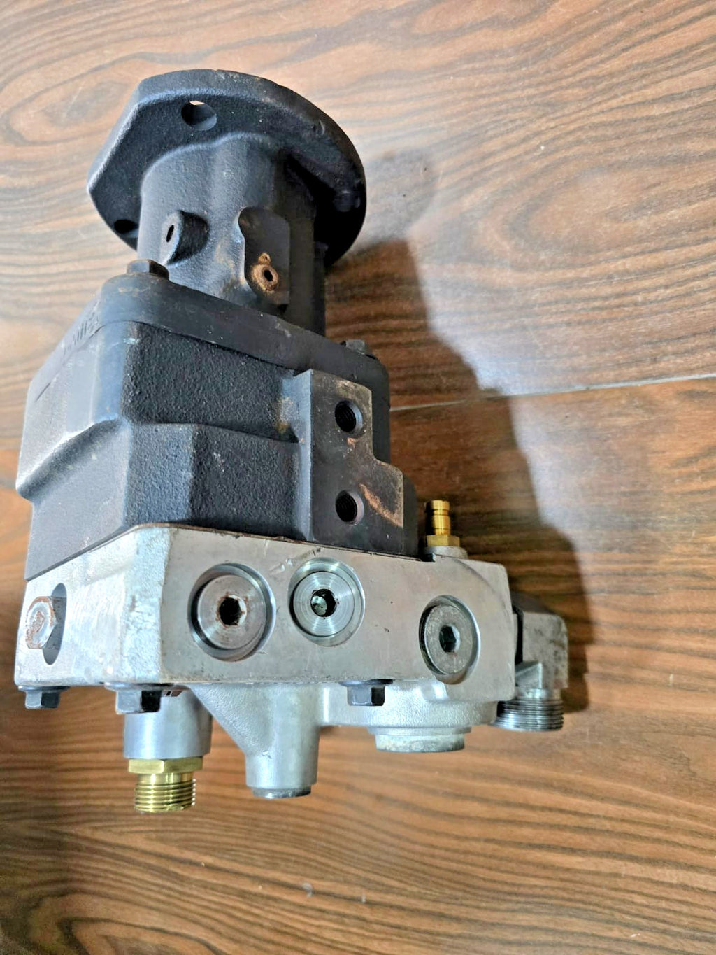 Cummins Engine Fuel Pump for QSK60; P/N: 4307244; 4088186; 4062059; 4009883