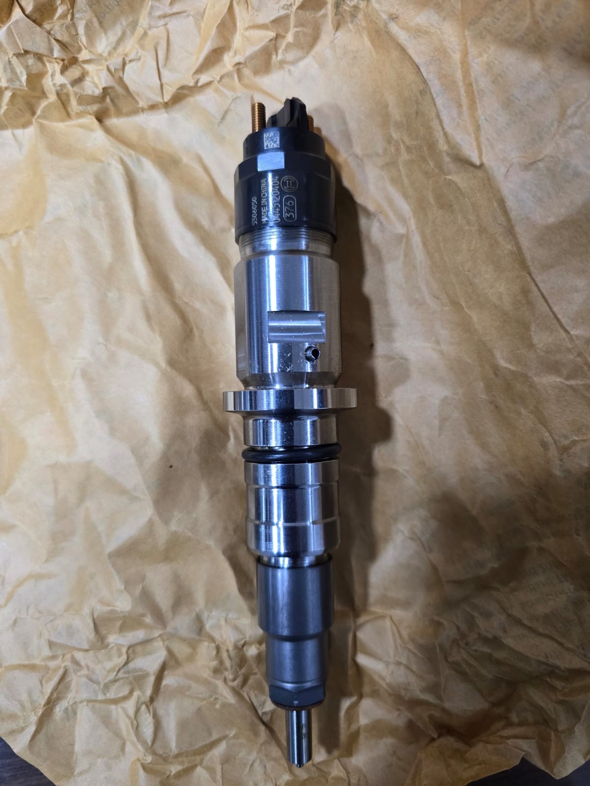 Cummins Fuel Injector P/N: 5306050 for QSB5.9 Engine; Genuine and New