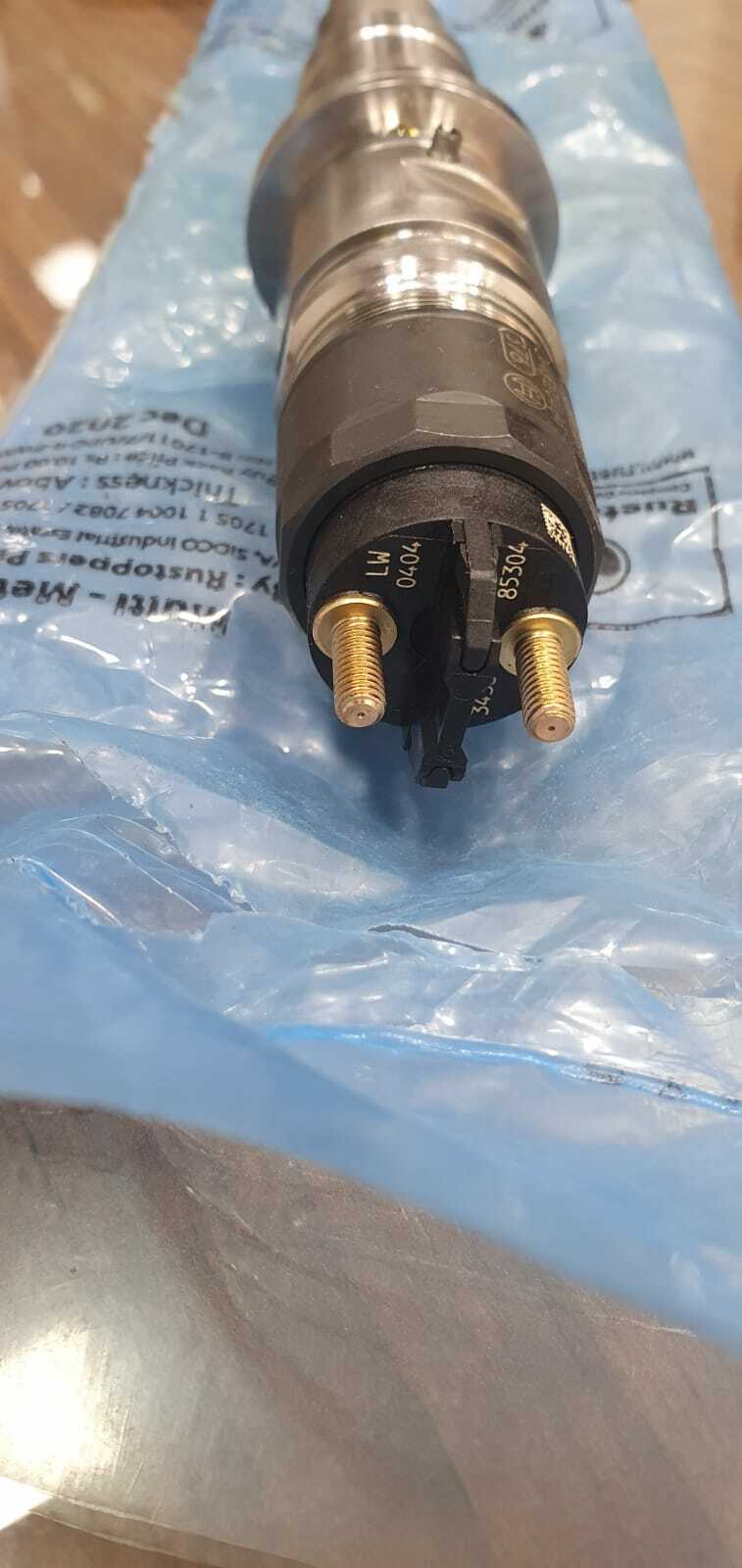 Cummins Fuel Injector P/N: 5306050 for QSB5.9 Engine; Genuine and New