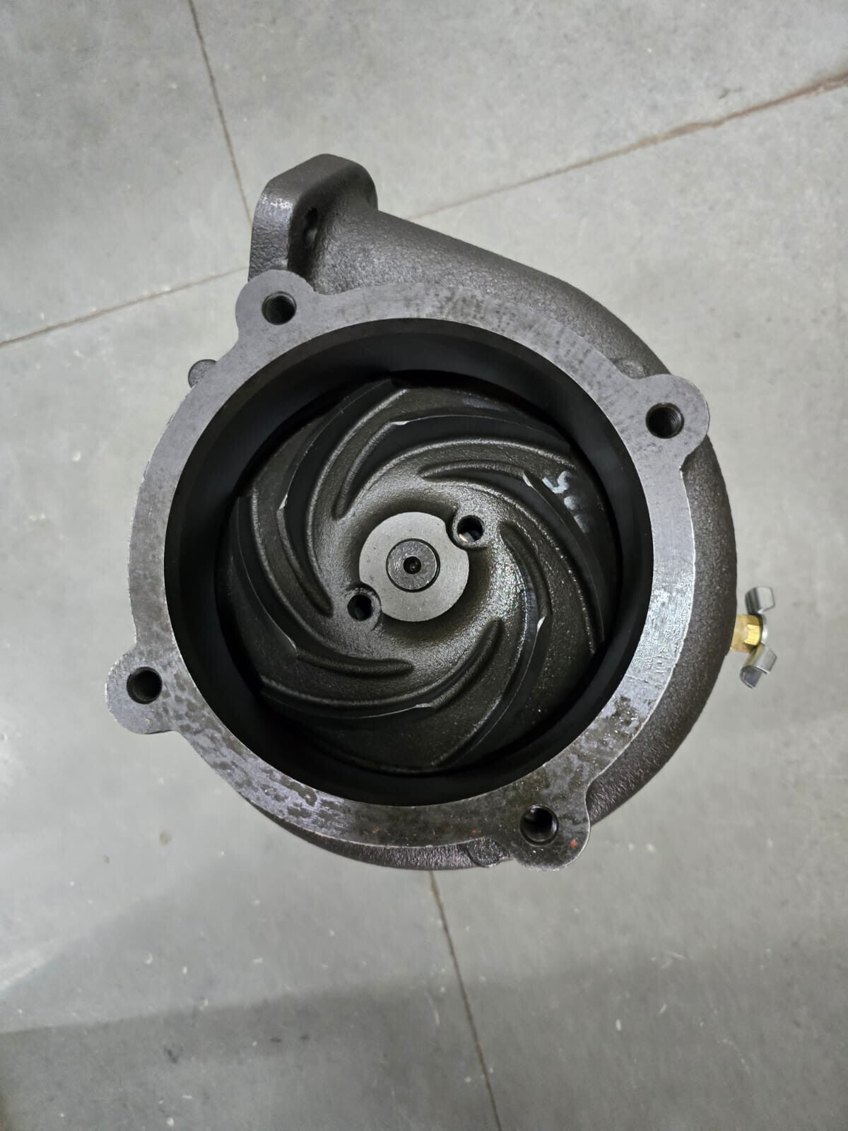 Cummins KTA38 Water Pump; P/N: 4089301, 3647029, 3643967, 3634029, 3627083