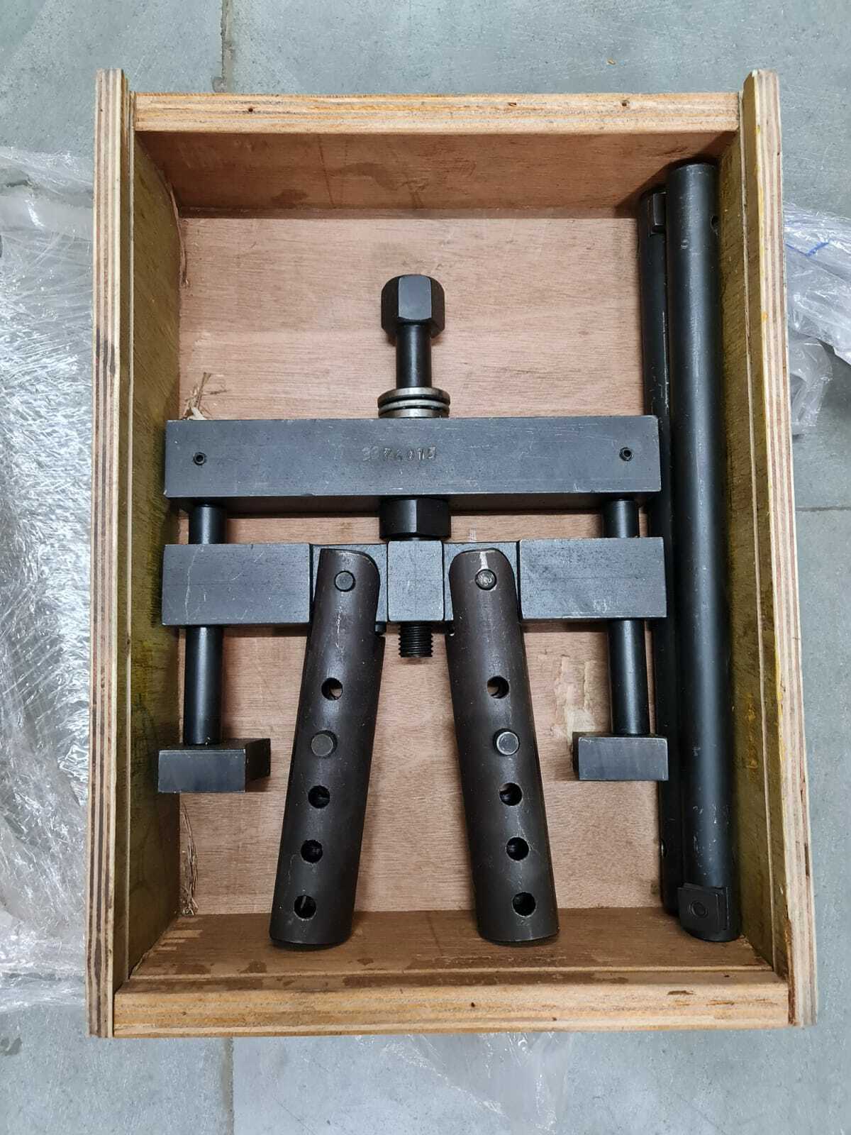 Cummins Liner Puller Tool; Part Number: 3376015