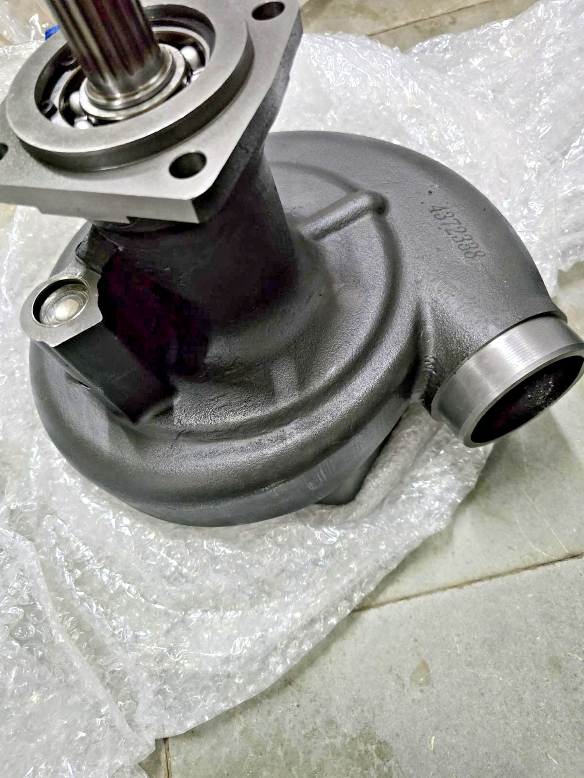 OEM Quality Water Pump for Cummins KT38 3050443 4089301 3647029 3635807 3643967