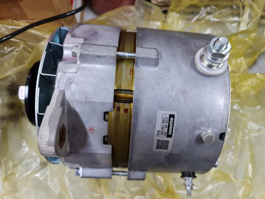 Genuine Cummins Komatsu Alternator for QSK23 Engine 4096532, 4095663, 6008219631