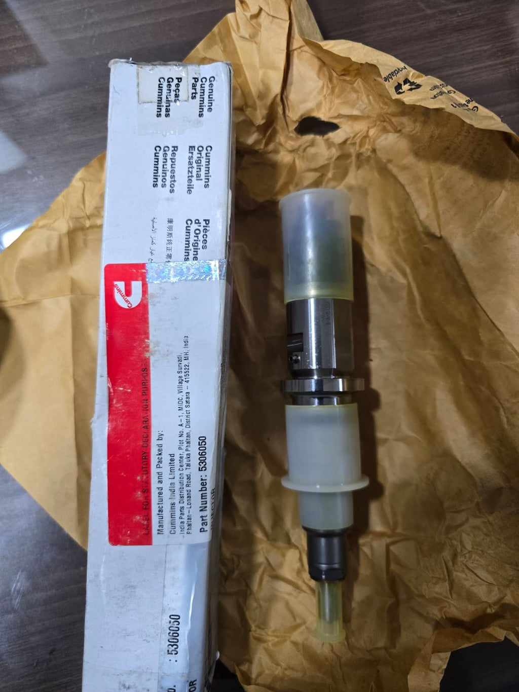 Cummins Fuel Injector P/N: 5306050 for QSB5.9 Engine; Genuine and New