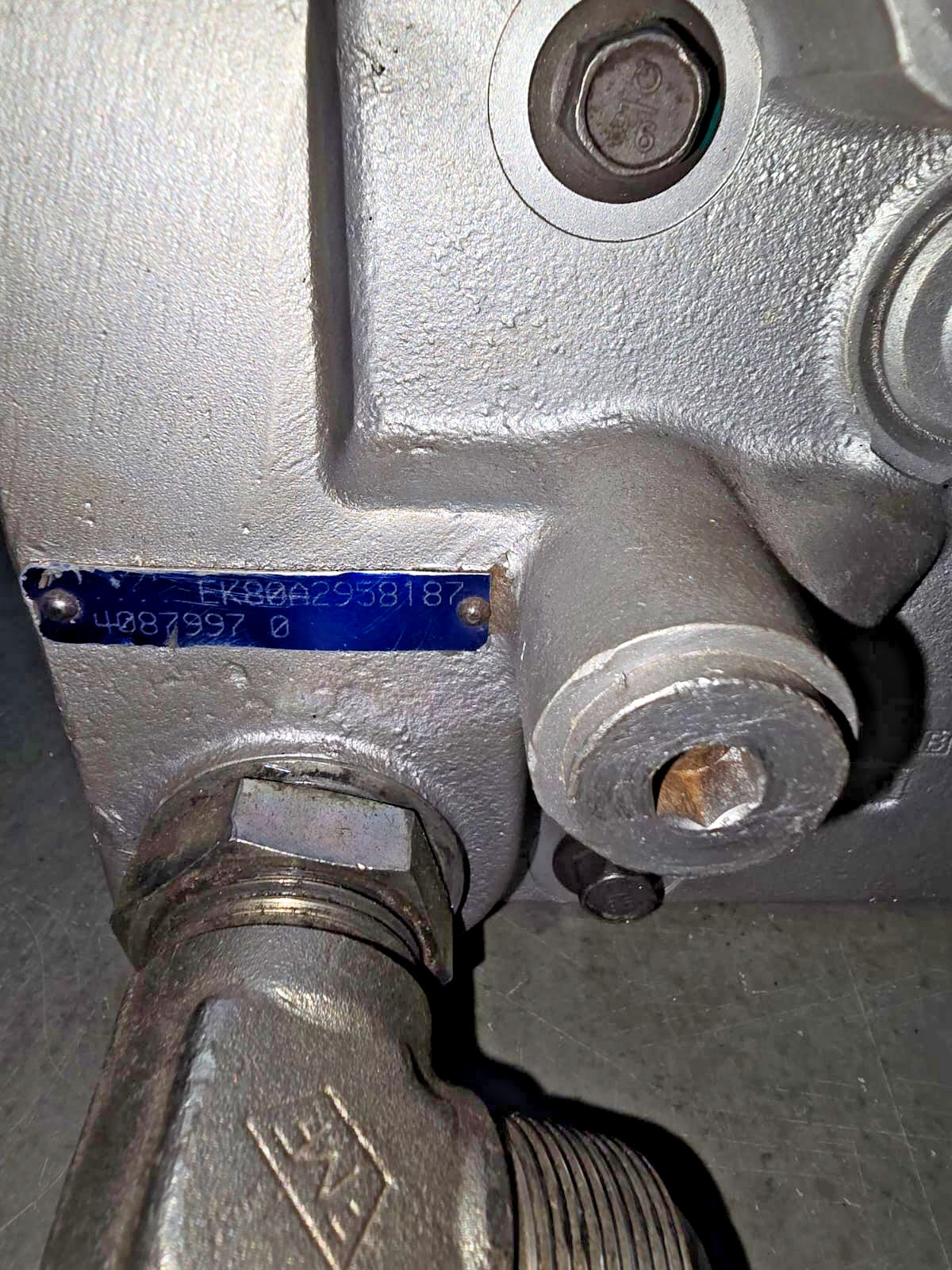 Cummins Engine Fuel Pump for QSK23; P/N: 4087997; 4307242; 4903531; 2897672