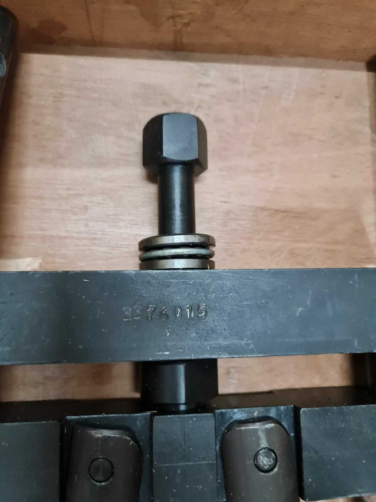 Cummins Liner Puller Tool; Part Number: 3376015