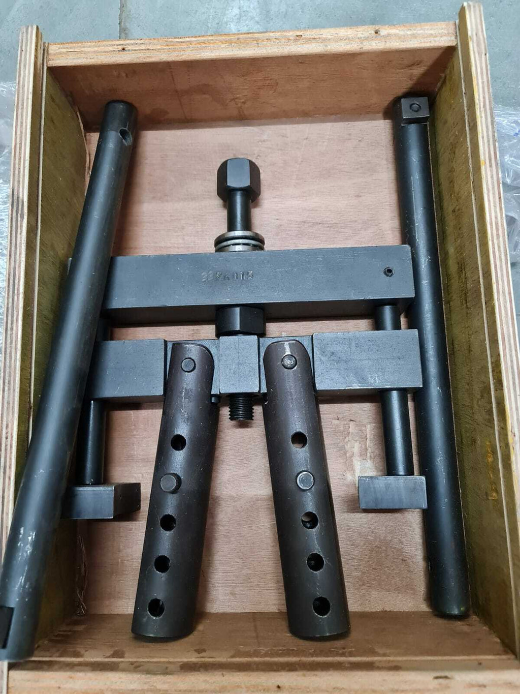 Cummins Liner Puller Tool; Part Number: 3376015